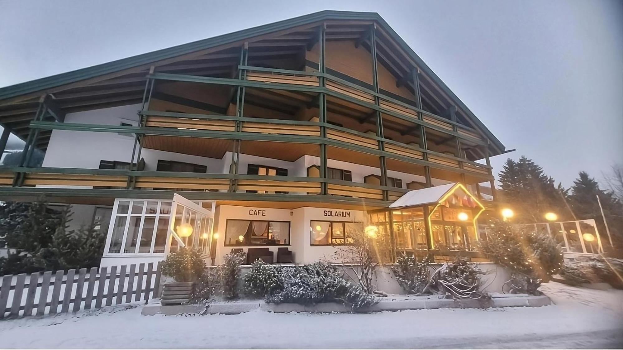 Hotel Brandl San Candido Zewnętrze zdjęcie